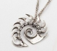 Медальйон StarCraft 2 Zerg Kerrigan Necklace