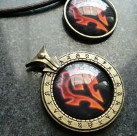 Медальйон World of Warcraft Horde (Метал + скло)